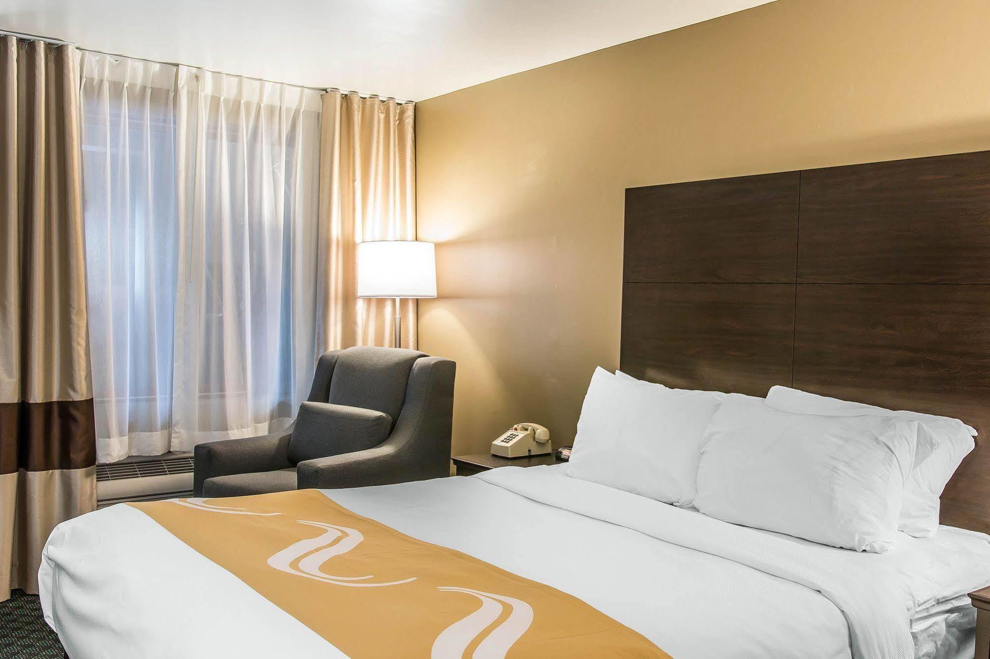 Quality Inn & Suites Houghton Eksteriør billede