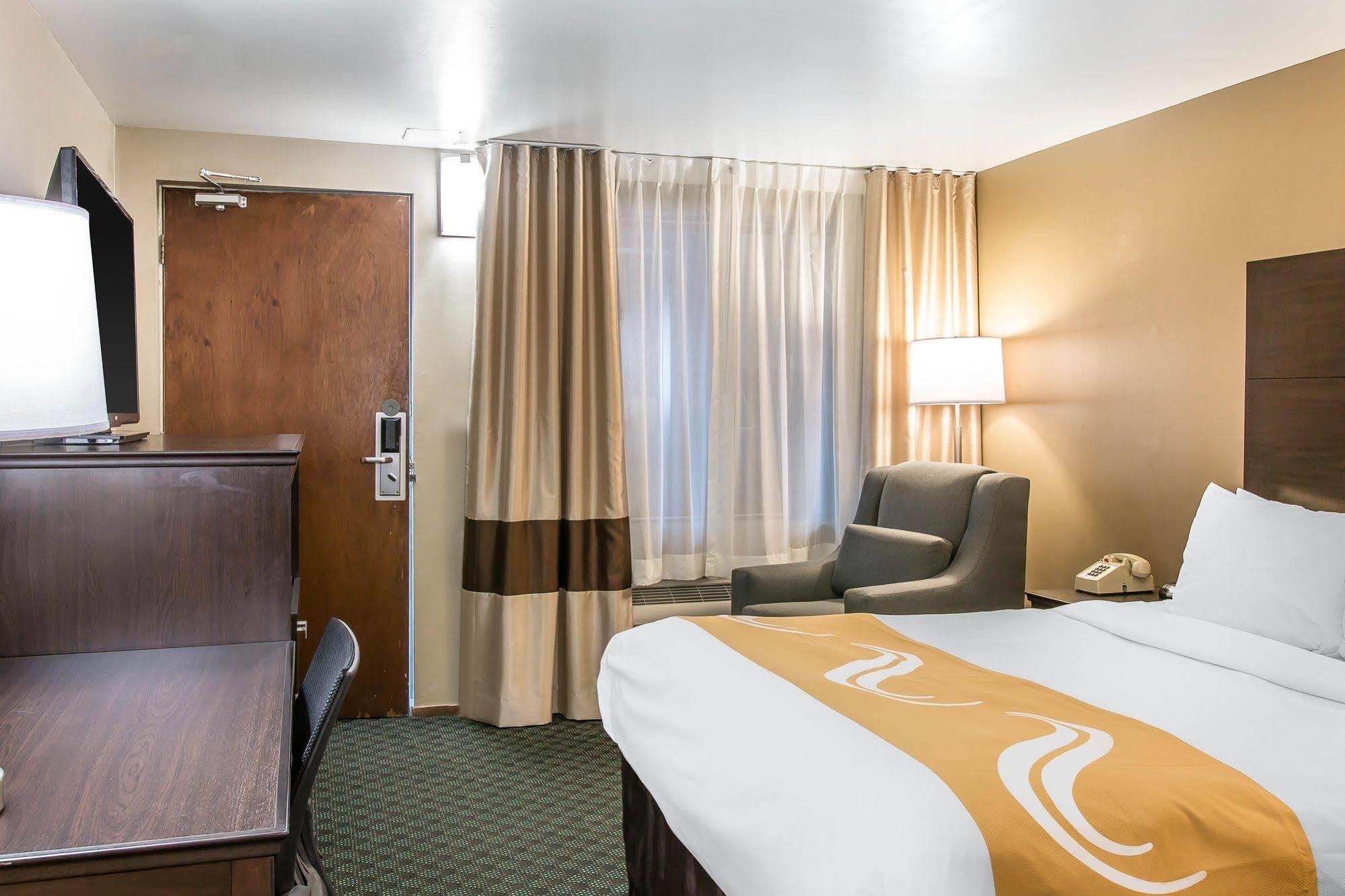 Quality Inn & Suites Houghton Eksteriør billede